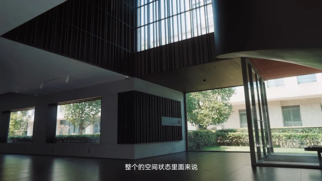 2-240401153HY31.jpg